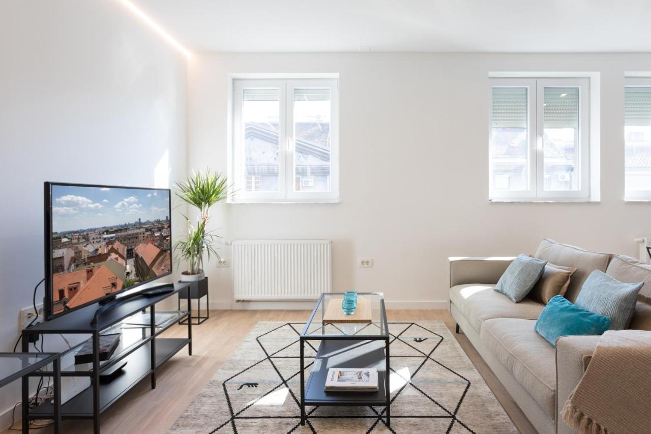 Design 2Bdr Apartment Near City Center 萨格勒布 外观 照片