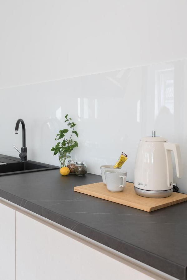 Design 2Bdr Apartment Near City Center 萨格勒布 外观 照片
