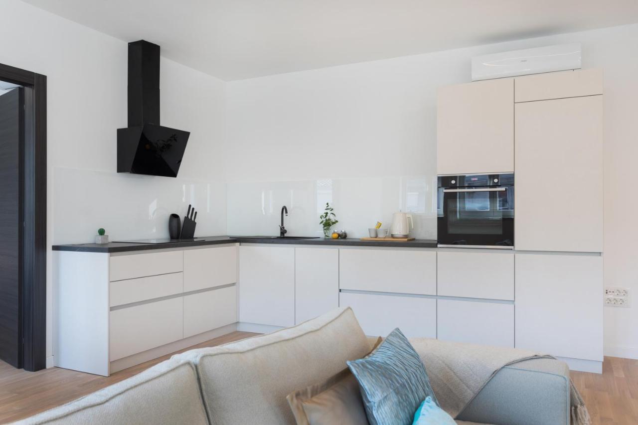 Design 2Bdr Apartment Near City Center 萨格勒布 外观 照片